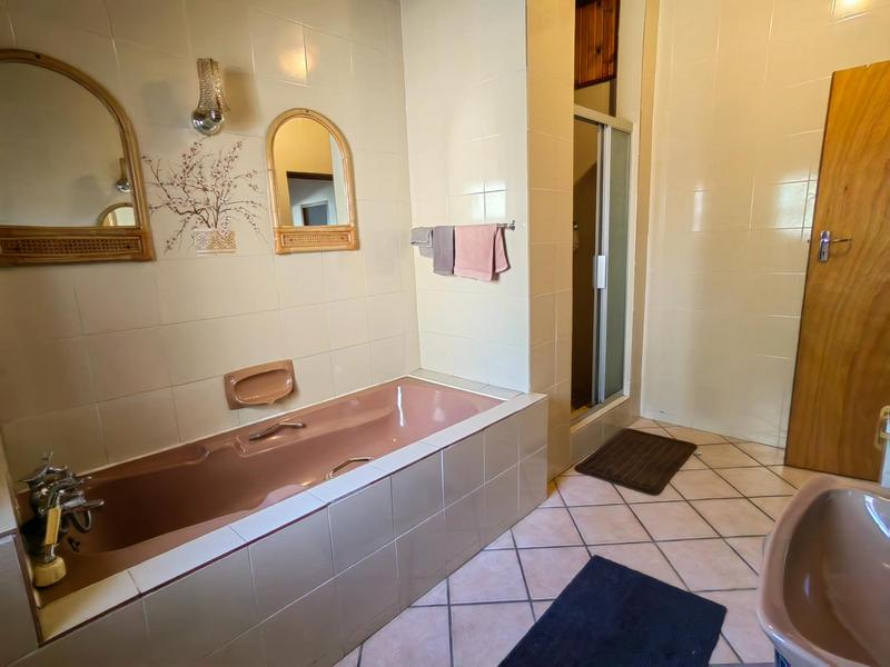 4 Bedroom Property for Sale in Prince Alfred Hamlet Western Cape
